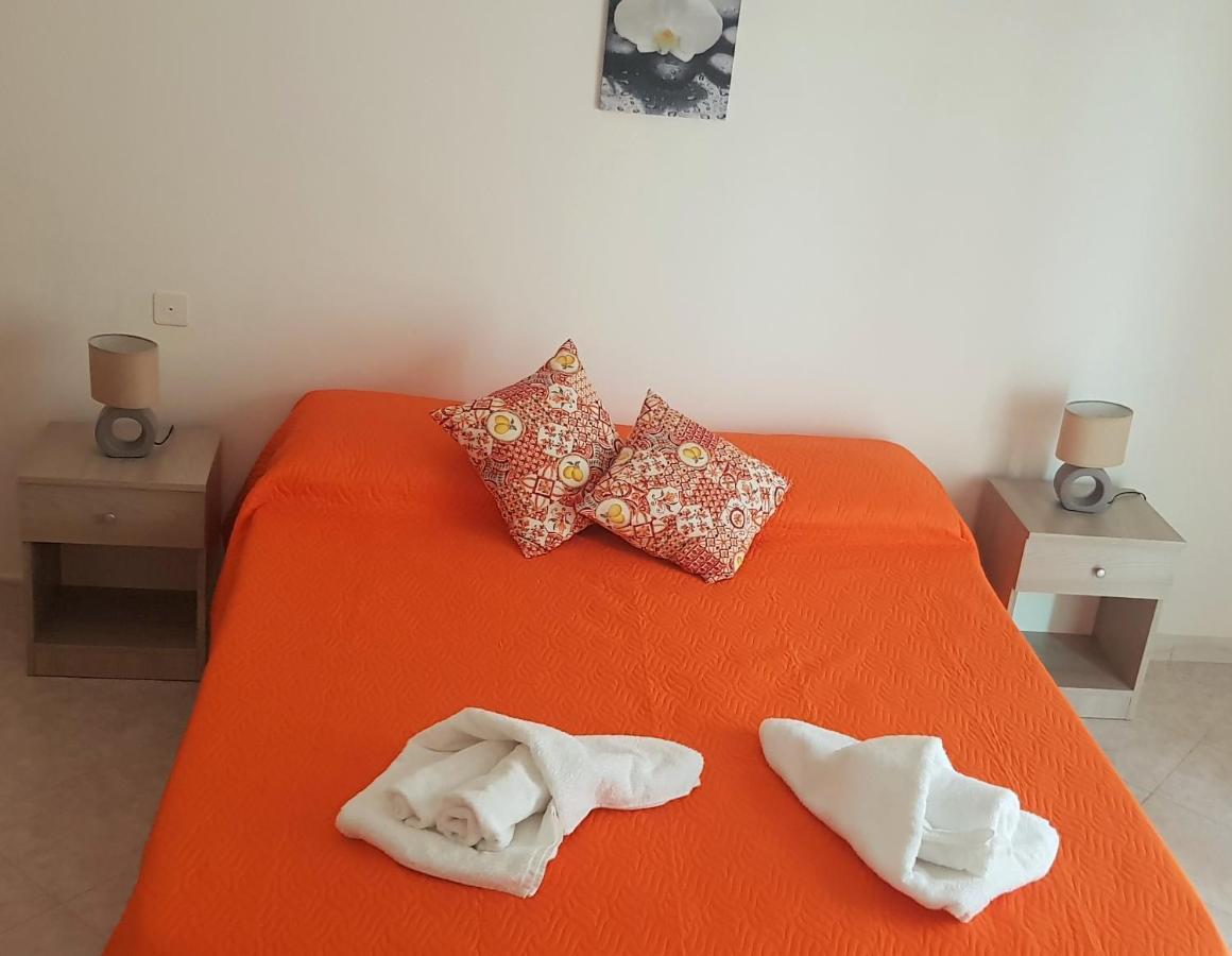B&B La Costa Di Naxos 贾迪尼-纳克索斯 外观 照片