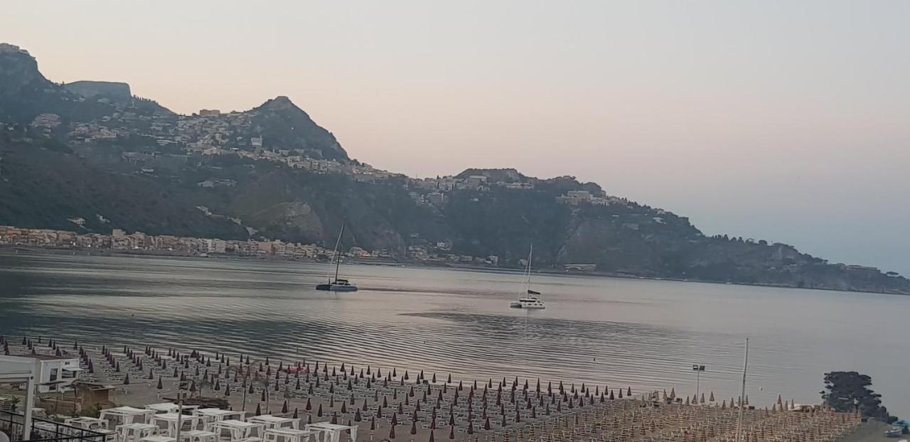 B&B La Costa Di Naxos 贾迪尼-纳克索斯 外观 照片